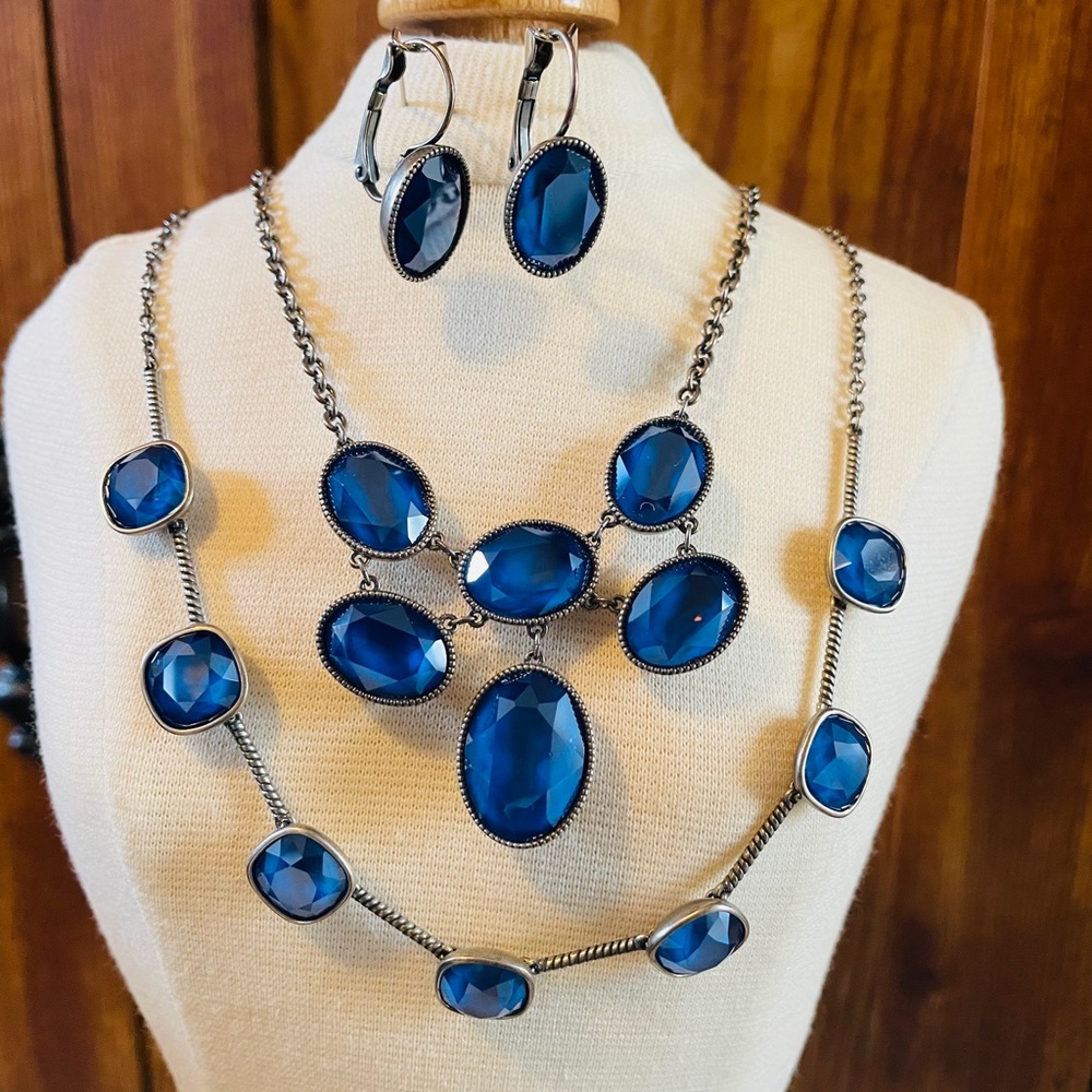 2 necklaces/earrings set Royal Blue Crystal